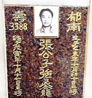 03.jpg